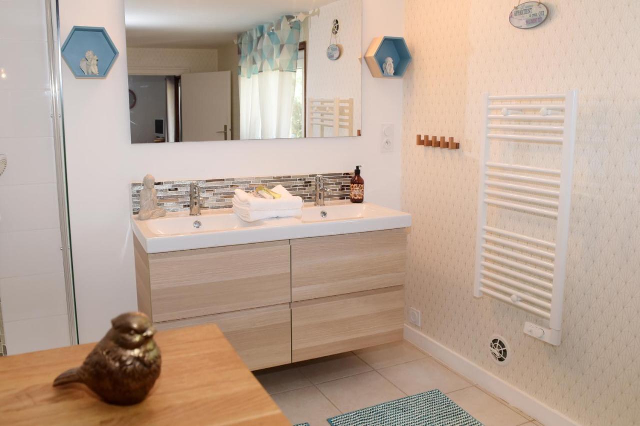 Bed and Breakfast Les Bessonnes Saint-Georges-Haute-Ville Экстерьер фото