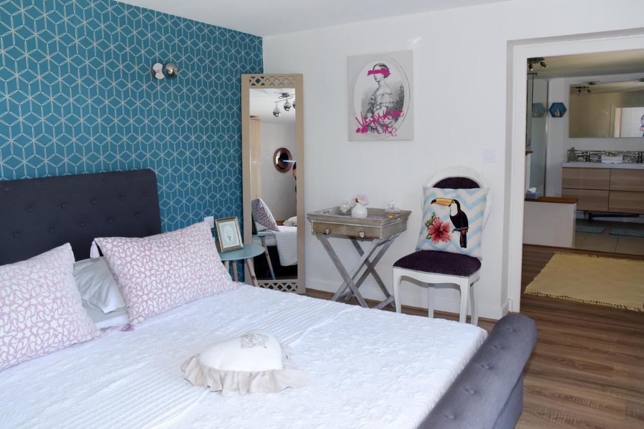 Bed and Breakfast Les Bessonnes Saint-Georges-Haute-Ville Экстерьер фото